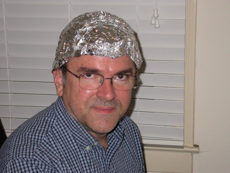 tin_foil_hat-4.jpg